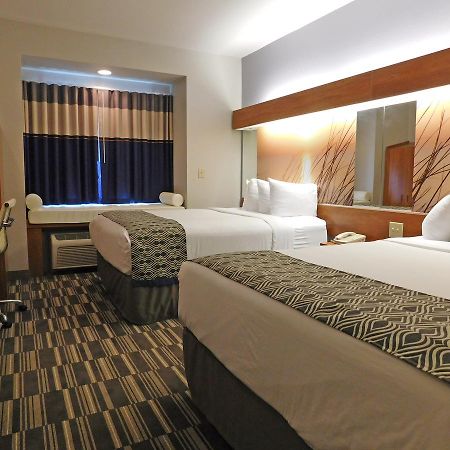 Microtel Inn & Suites By Wyndham Port Charlotte Punta Gorda Exterior foto